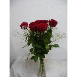 9 roses + boite d'amandes...