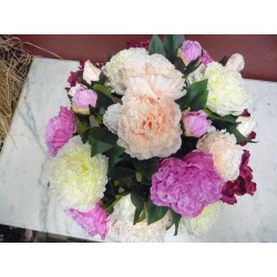 Coussin pivoines artificielles